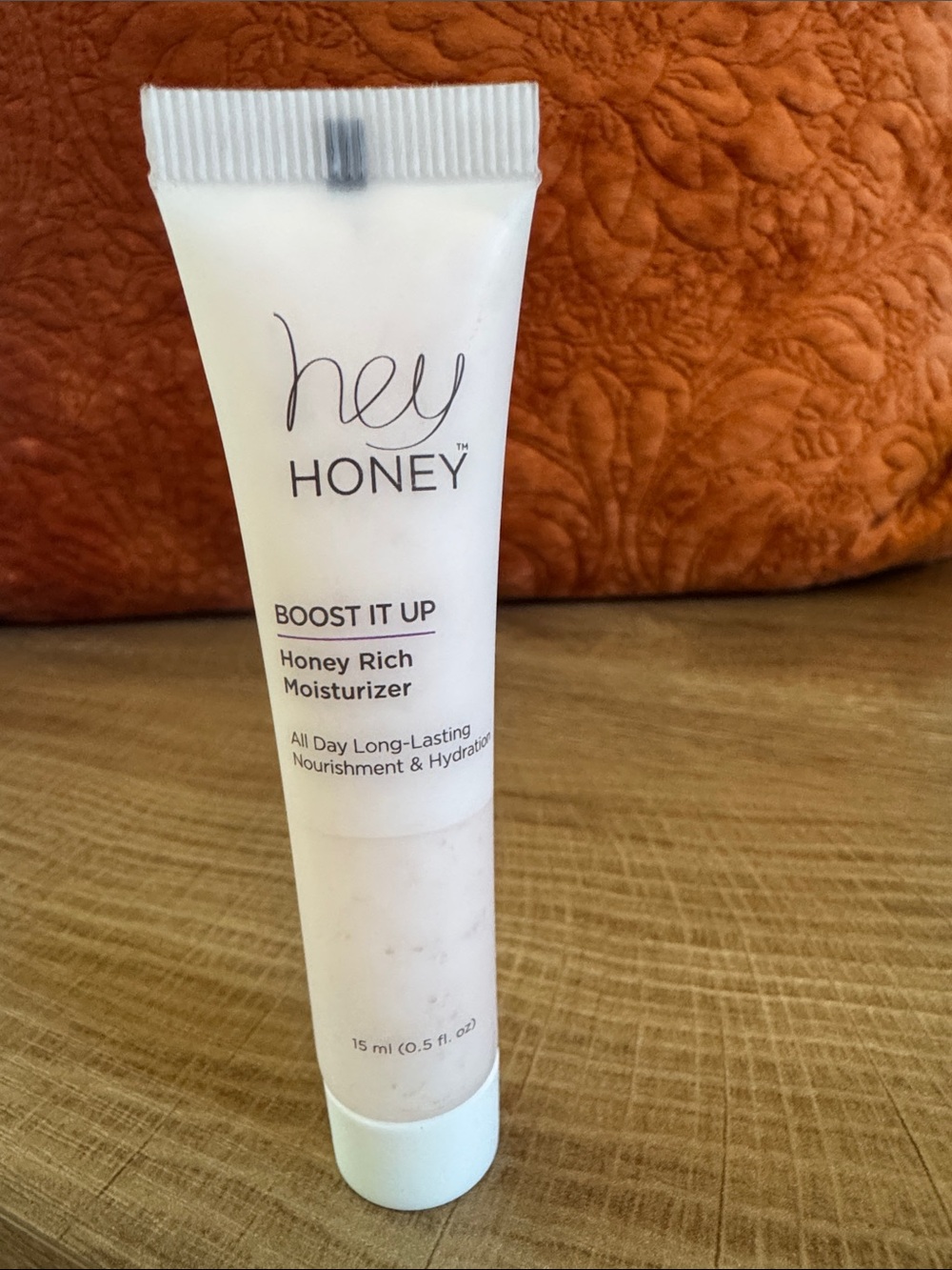 hey HONEY Boost It Up Honey Rich Moisturizer — White